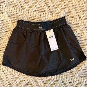 ALO YOGA MATCH POINT TENNIS SKIRT | TAGS ATTACHED | SIZE L